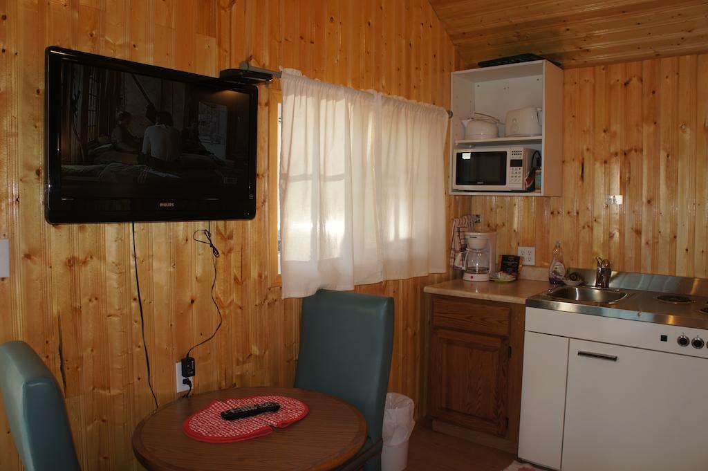 Fairmont Mountain Bungalows Fairmont Hot Springs Værelse billede