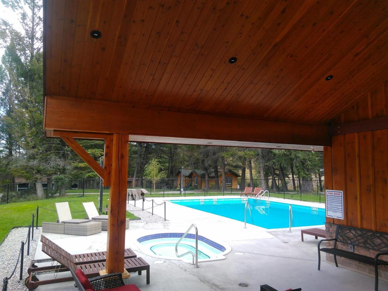 Fairmont Mountain Bungalows Fairmont Hot Springs Eksteriør billede